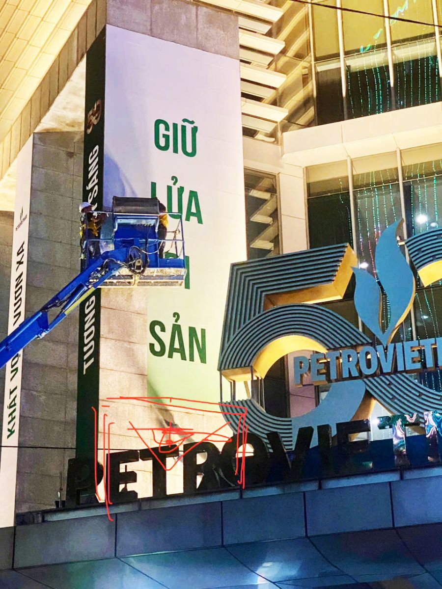 Giải pháp thi công biển hiệu tòa nhà